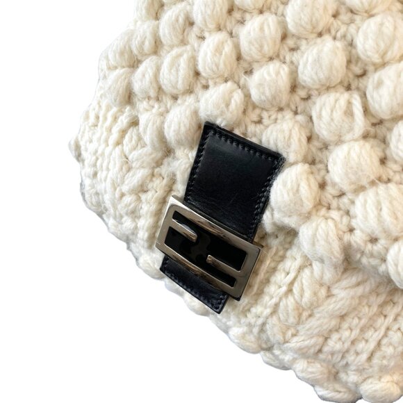FENDI Vintage FF Logo Knit Mamma Baguette Shoulder Bag Wool Leather [106220] - Picture 4 of 15